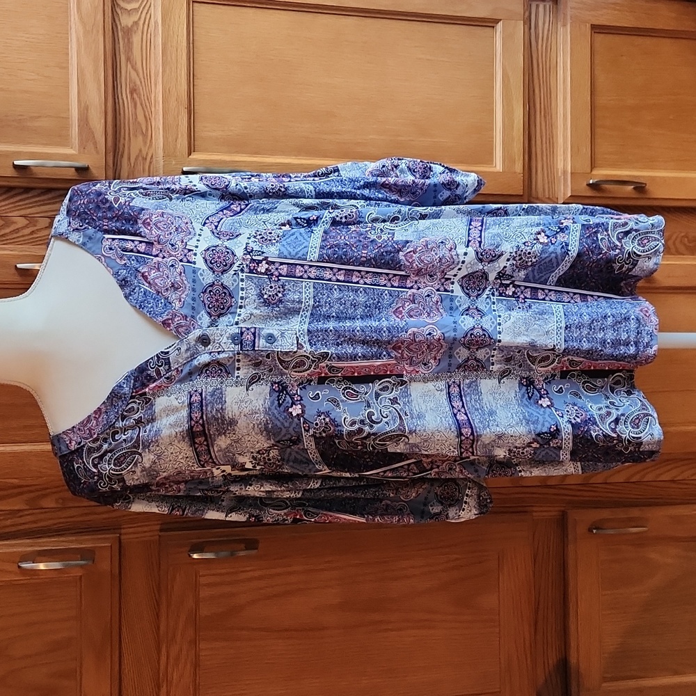 Janina Curved 100% Linen Tunic NWOT